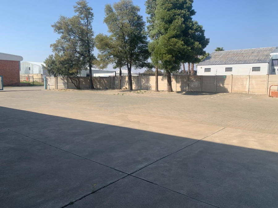 To Let commercial Property for Rent in Oos Einde Free State